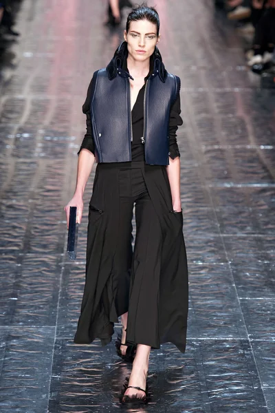 Look 1
